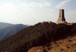Bulgariens Gebirge - Das Balkangebirge - Schipka Denkmal