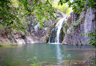 Bulgariens Gebirge - Das Balkangebirge - Trojan - Skoka-Wasserfall
