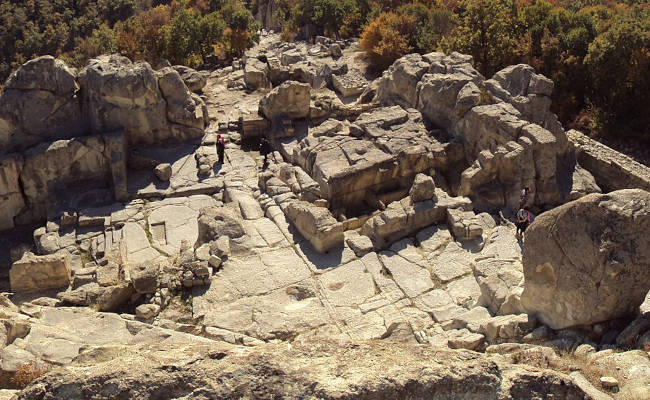 Bulgariens Gebirge – Die Ostrhodopen - Perperikon