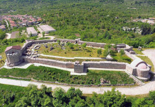 Bulgariens Gebirge - Die Rhodopen - Festung Peristera